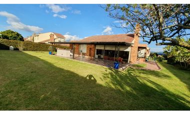 Arriendo Casa de un Nivel en Cota Conjunto cerrado Vizcaya