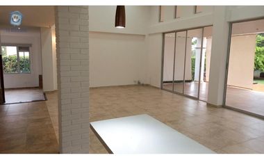 Casa campestre en venta en Cerritos Pereira