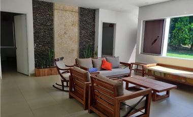 FINCA EN VENTA ENTRE SAN JERONIMO Y SANTA FE DE ANTIOQUIA.