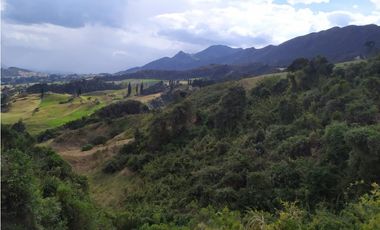 FINCA SE VENDE. TAUSA  CUND.