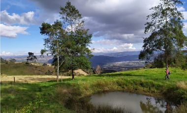FINCA SE VENDE. TAUSA  CUND.