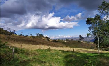 FINCA SE VENDE. TAUSA  CUND.