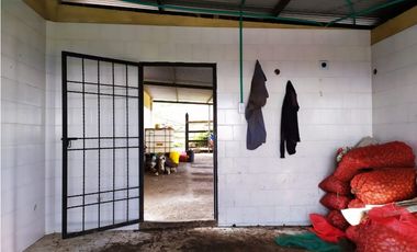 FINCA SE VENDE. TAUSA  CUND.