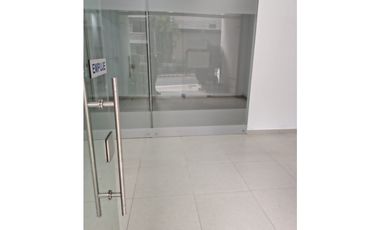 SE ARRIENDO LOCAL CABECERA