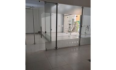 SE ARRIENDO LOCAL CABECERA