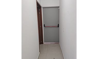 SE ARRIENDO LOCAL CABECERA