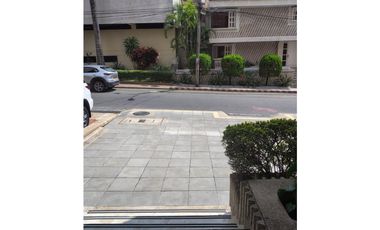 SE ARRIENDO LOCAL CABECERA