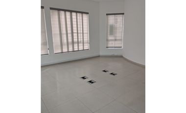 SE ARRIENDO LOCAL CABECERA