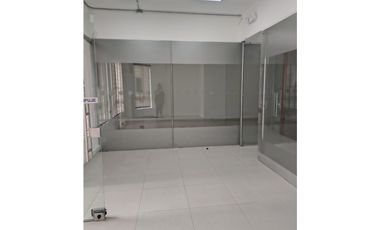 SE ARRIENDO LOCAL CABECERA