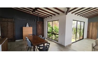 Finca moderna  independiente  en el Retiro ubicada via PANTANILLO