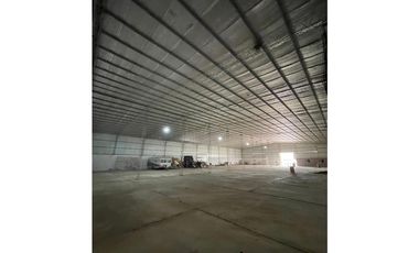 Galpón 1500m2 sobre ruta 11 a estrenar!!