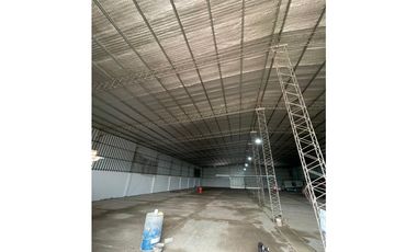 Galpón 1500m2 sobre ruta 11 a estrenar!!