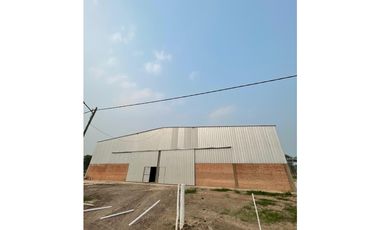 Galpón 1500m2 sobre ruta 11 a estrenar!!