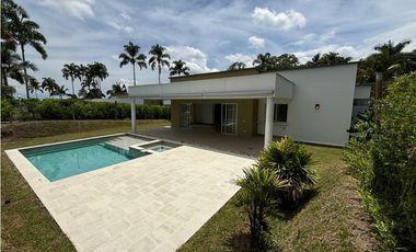 Arriendo Casa Campestre en Cerritos