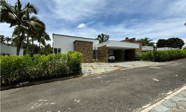 Arriendo Casa Campestre en Cerritos