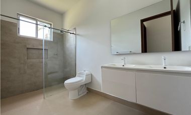 Arriendo Casa Campestre en Cerritos