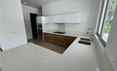 Arriendo Casa Campestre en Cerritos