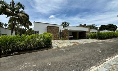 Arriendo Casa Campestre en Cerritos