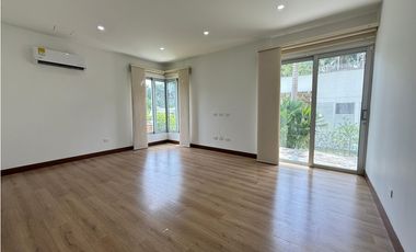 Arriendo Casa Campestre en Cerritos