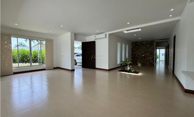 Arriendo Casa Campestre en Cerritos