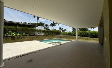 Arriendo Casa Campestre en Cerritos