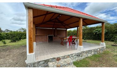 Finca en parcelación en venta / permuta Tienda Nueva Palmira Valle