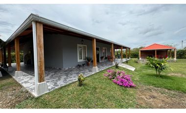 Finca en parcelación en venta / permuta Tienda Nueva Palmira Valle