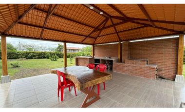 Finca en parcelación en venta / permuta Tienda Nueva Palmira Valle