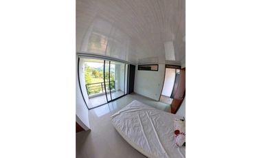 Venta de casa campestre de 370 M2 en 550 mill en La Mesa Cund