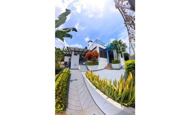 Venta de casa campestre de 370 M2 en 550 mill en La Mesa Cund