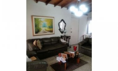 CASA EN ENVIGADO BARRIO EXCELENTE SEGUNDO PISO