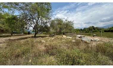 Lote de 2.080m2 en parcelación en venta Tienda Nueva Palmira Valle