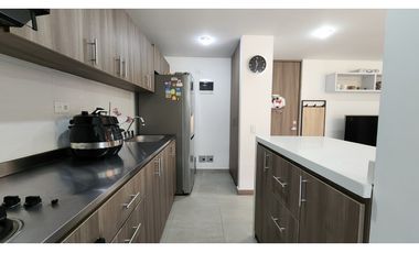 Vendo apartamento en Itagui, sector viviendas del sur. 82.5 m2