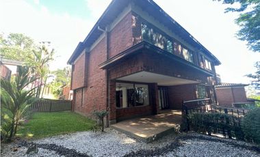 CASA UNIDAD CERRADA POBLADO TRANSVERSAL SUPERIOR