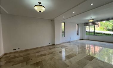 CASA UNIDAD CERRADA POBLADO TRANSVERSAL SUPERIOR