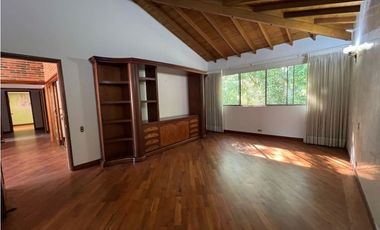 CASA UNIDAD CERRADA POBLADO TRANSVERSAL SUPERIOR