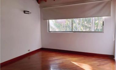 CASA UNIDAD CERRADA POBLADO TRANSVERSAL SUPERIOR