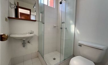 CASA UNIDAD CERRADA POBLADO TRANSVERSAL SUPERIOR