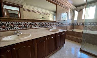 CASA UNIDAD CERRADA POBLADO TRANSVERSAL SUPERIOR