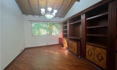 CASA UNIDAD CERRADA POBLADO TRANSVERSAL SUPERIOR