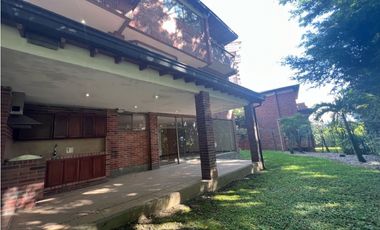 CASA UNIDAD CERRADA POBLADO TRANSVERSAL SUPERIOR