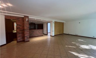 CASA UNIDAD CERRADA POBLADO TRANSVERSAL SUPERIOR