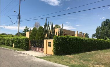 VENDO-PERMUTO HERMOSA CASA EN RICAURET - SAN MARCOS (IC)
