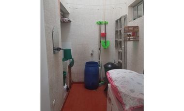 SE VENDE CASA ESQUINERA DE DOS PISOS EN CERETÉ