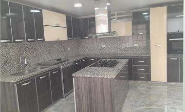 ESPECTACULAR CASA CONDOMINIO LAS ACACIAS