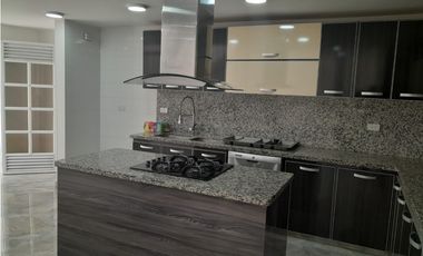 ESPECTACULAR CASA CONDOMINIO LAS ACACIAS