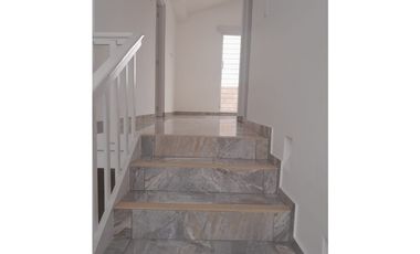 ESPECTACULAR CASA CONDOMINIO LAS ACACIAS