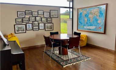 Espectacular Casa Campestre en Alto de las Palmas