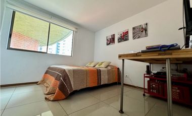 Vendo Hermoso y amplio apartamento sector Aves Maria, Sabaneta
