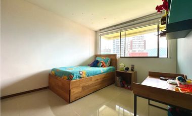 Vendo Hermoso y amplio apartamento sector Aves Maria, Sabaneta